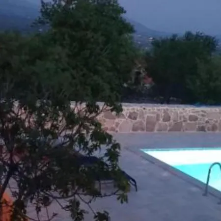 Leptir Hébergement de vacances *