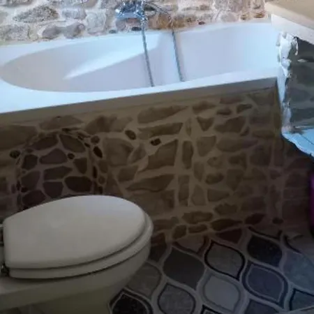 Leptir Hébergement de vacances Drniš