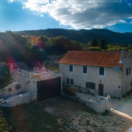 Leptir * Drniš