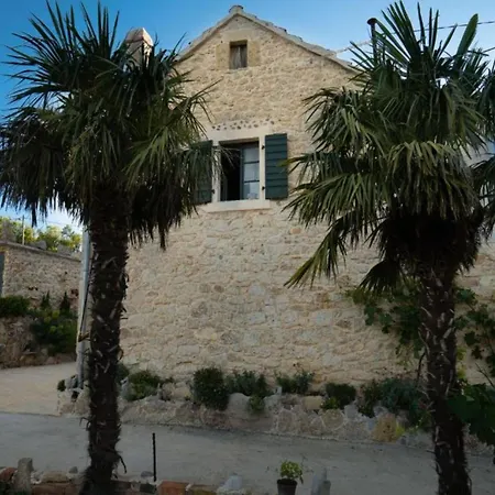 Leptir Drniš